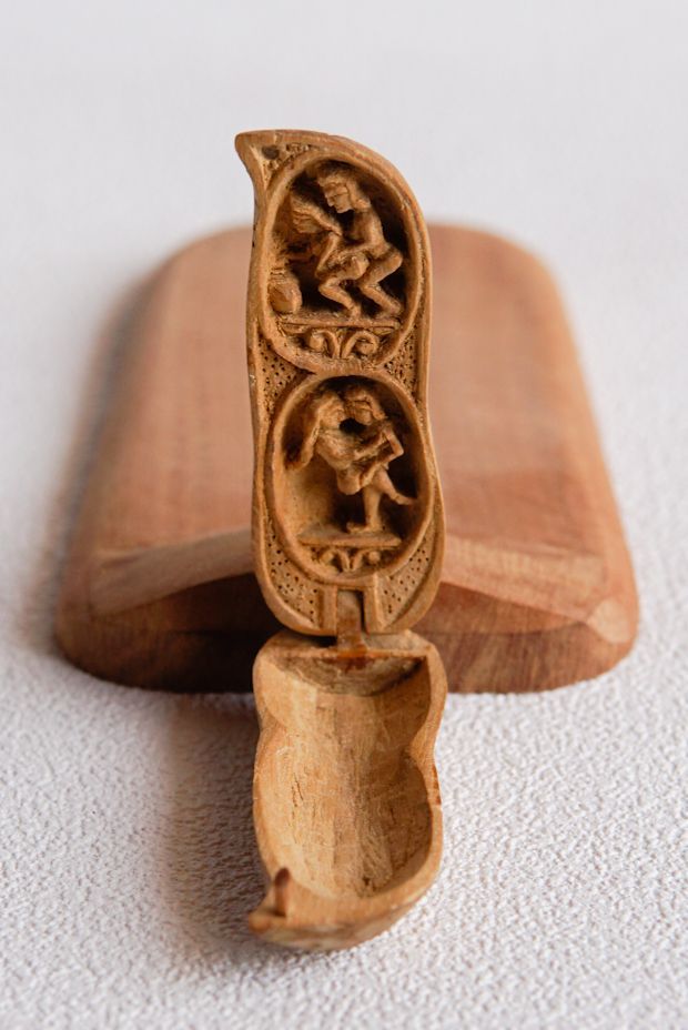 Sandalwood Carving. Everything you need to know.
